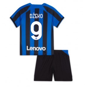 Inter Milan Edin Dzeko #9 babykläder Hemmatröja barn 2022-23 Korta ärmar (+ Korta byxor)